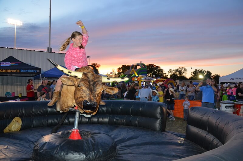 inflatable bull riding machine