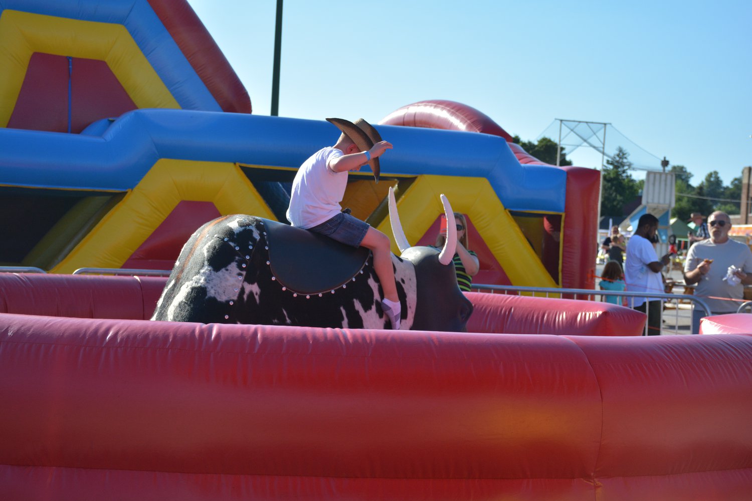 3 Monkeys Inflatables